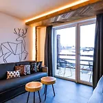 Apartment 24 By Avenida - Mountain *
