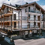 24 By Avenida - Mountain Apartmán *