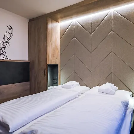 24 By Avenida - Mountain Apartment