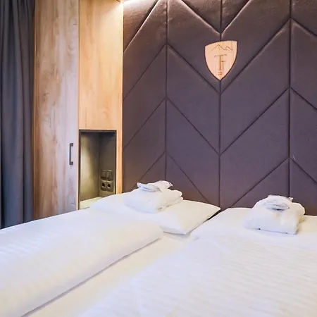 24 By Avenida - Mountain Apartman