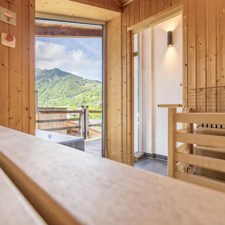 24 By Avenida - Mountain Apartment *