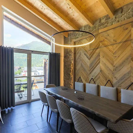 24 By Avenida - Mountain Apartman