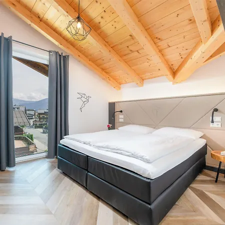 24 By Avenida - Mountain Apartment