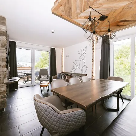 24 By Avenida - Mountain Apartman Kaprun