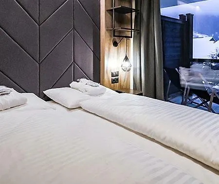 24 By Avenida - Mountain Apartman Kaprun