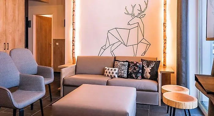 24 By Avenida - Mountain